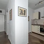 アパート Trstenik Apartment, Cute Place With Sea View *